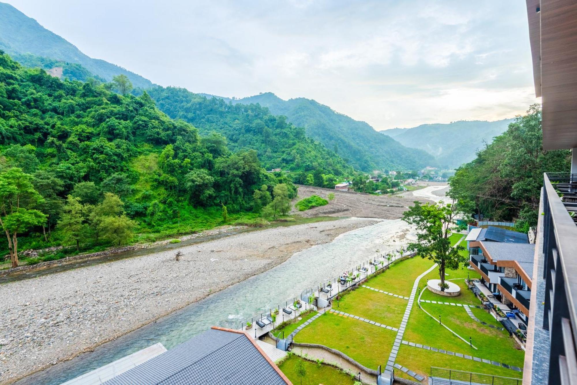 Dls Divine River Resort And Spa, Risikés Kültér fotó