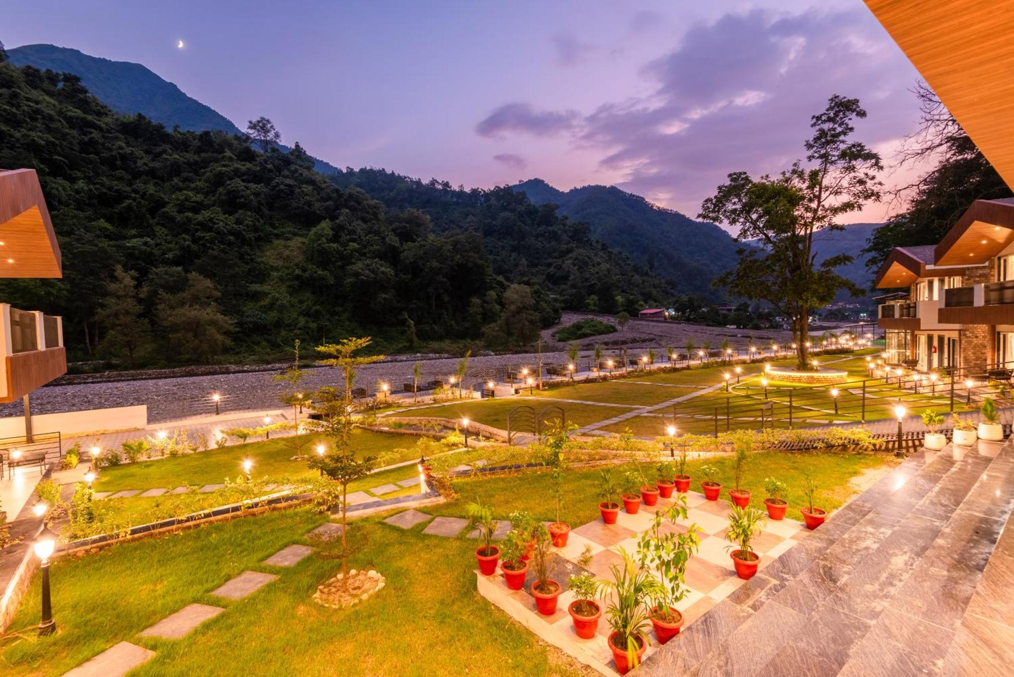 Dls Divine River Resort And Spa, Risikés Kültér fotó