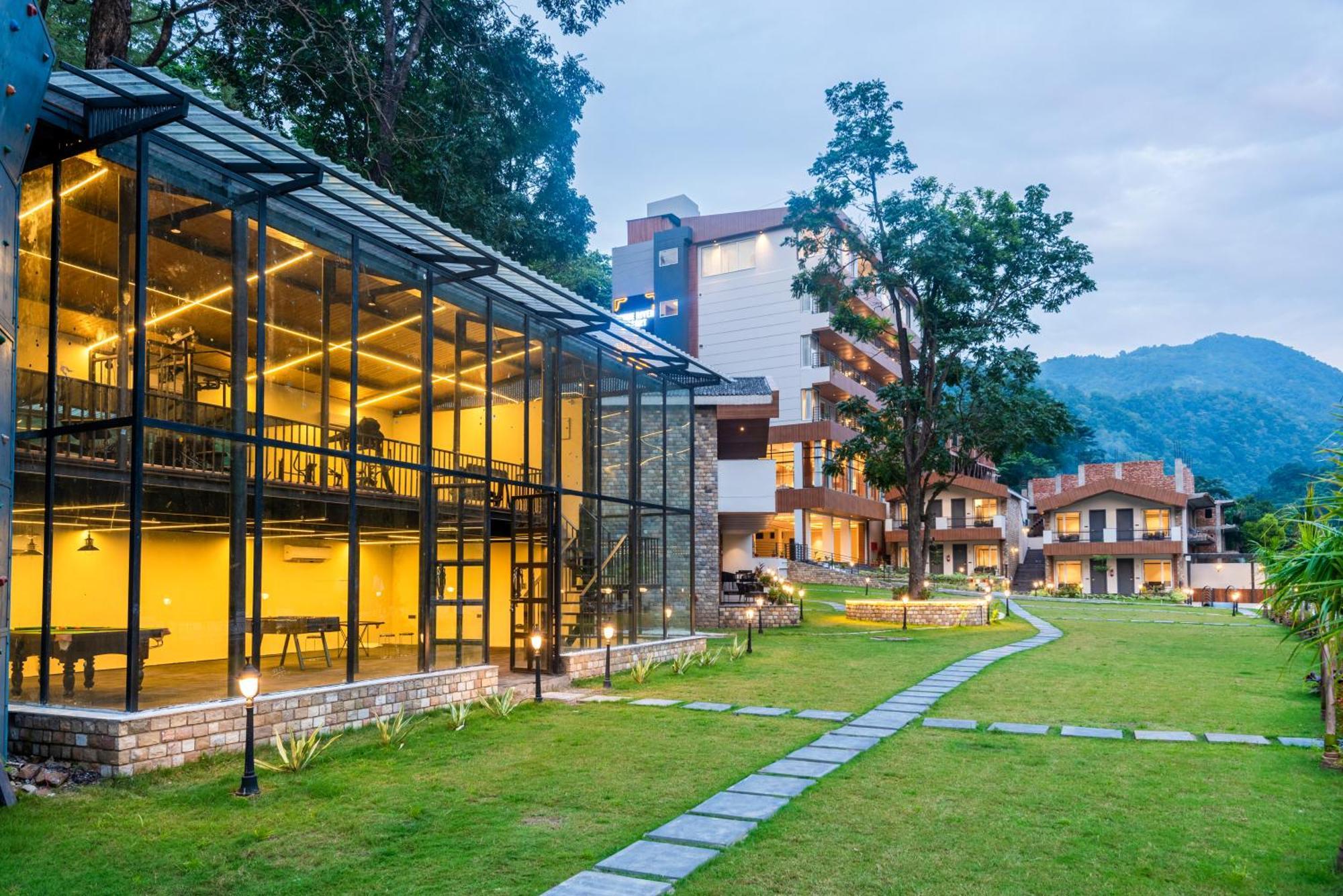 Dls Divine River Resort And Spa, Risikés Kültér fotó