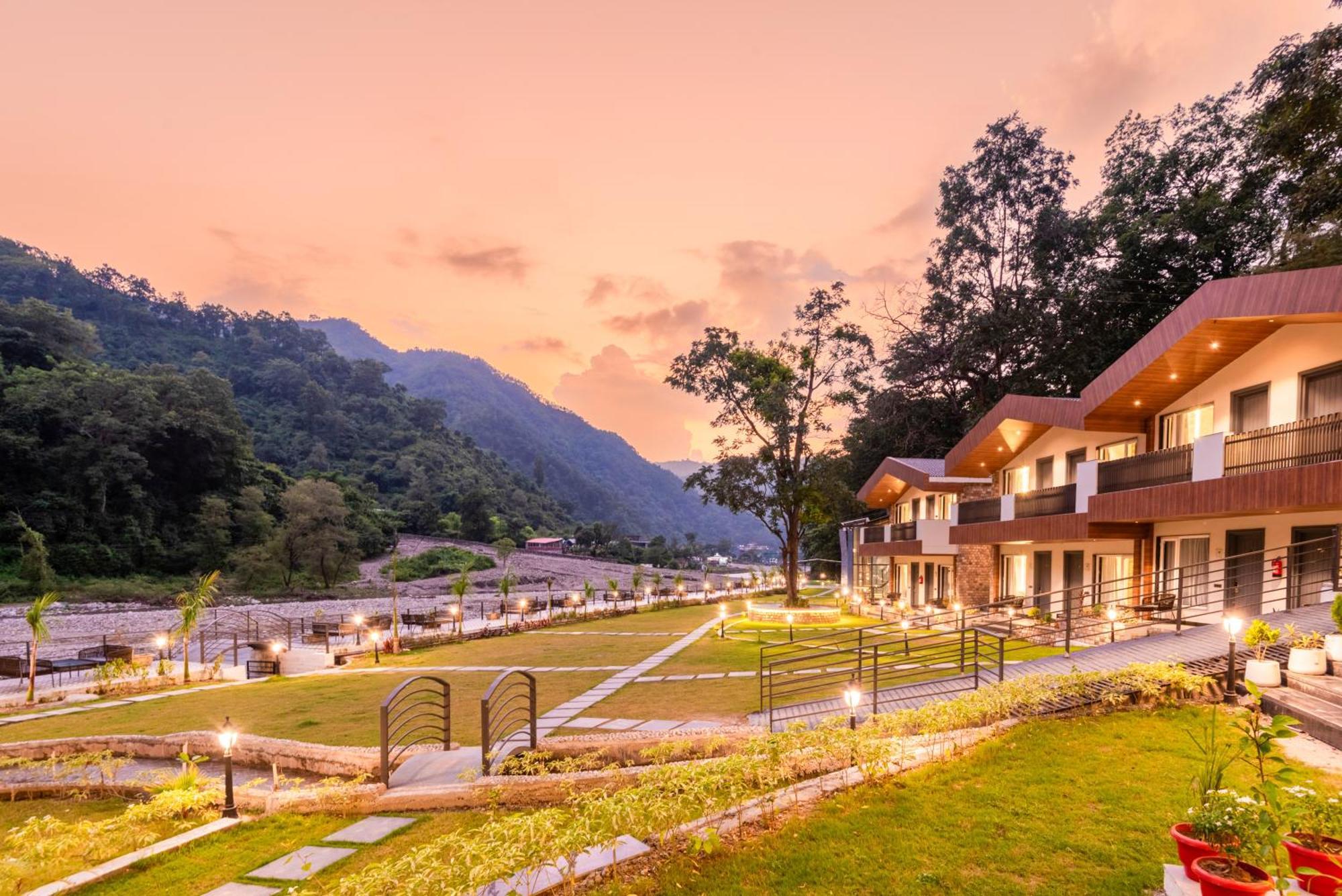 Dls Divine River Resort And Spa, Risikés Kültér fotó